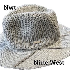 NWT Women’s Nine West Gray Fall Winter  Hat with Adjustable Fit Band